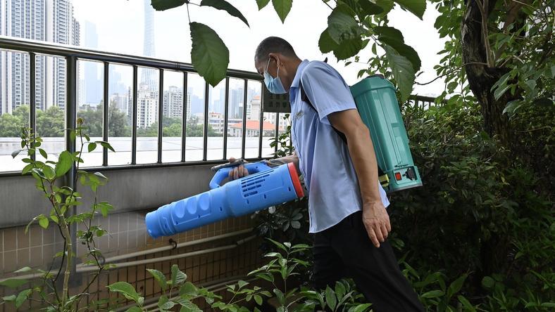 实探佛山基孔肯雅热疫情:闲置房成蚊虫消杀关键点